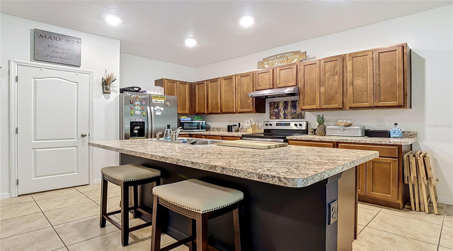 DAVENPORT, Florida 33837, 3 Bedrooms Bedrooms, ,2 BathroomsBathrooms,Residential,For Sale,YELLOW FINCH,0,MFRG5114317
