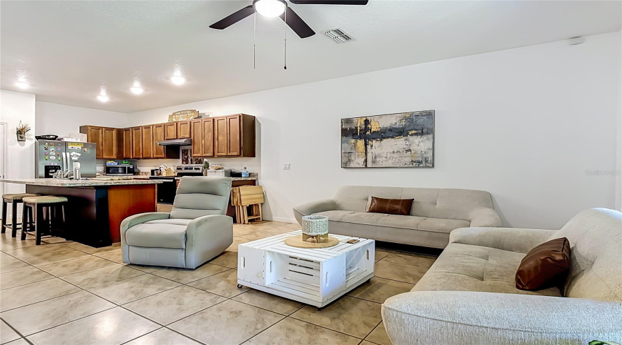 DAVENPORT, Florida 33837, 3 Bedrooms Bedrooms, ,2 BathroomsBathrooms,Residential,For Sale,YELLOW FINCH,0,MFRG5114317