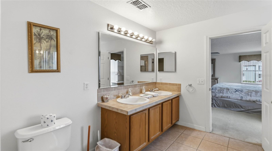 DAVENPORT, Florida 33896, 4 Bedrooms Bedrooms, ,3 BathroomsBathrooms,Residential,For Sale,BAY LEAF,0,MFRO6420088