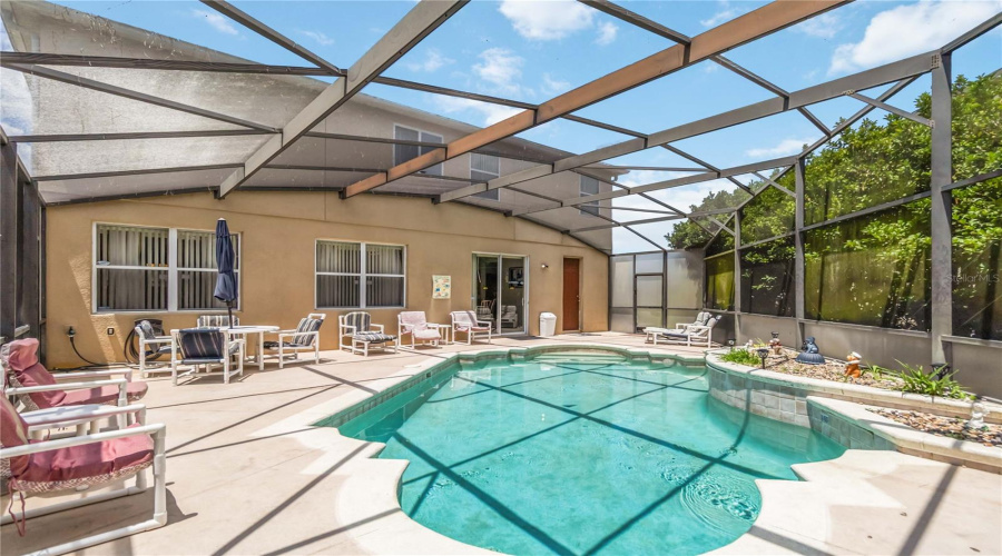 DAVENPORT, Florida 33896, 4 Bedrooms Bedrooms, ,3 BathroomsBathrooms,Residential,For Sale,BAY LEAF,0,MFRO6420088