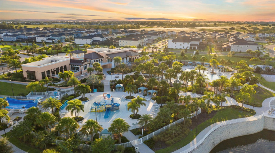 KISSIMMEE, Florida 34747, 5 Bedrooms Bedrooms, ,4 BathroomsBathrooms,Residential,For Sale,DISTANT SUN,0,MFRS5152725