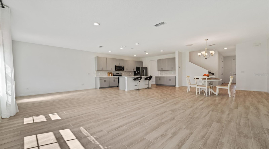 DAVENPORT, Florida 33896, 3 Bedrooms Bedrooms, ,2 BathroomsBathrooms,Residential,For Sale,SANIBEL,0,MFRS5152705