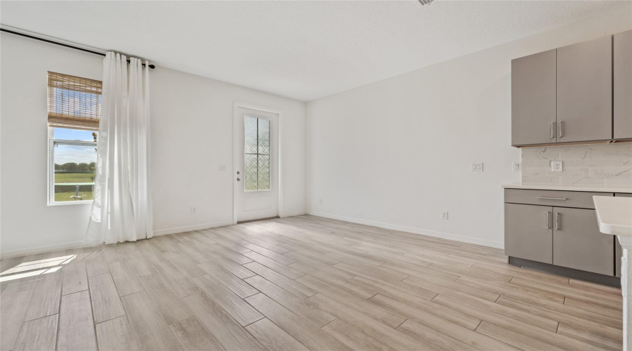 DAVENPORT, Florida 33896, 3 Bedrooms Bedrooms, ,2 BathroomsBathrooms,Residential,For Sale,SANIBEL,0,MFRS5152705