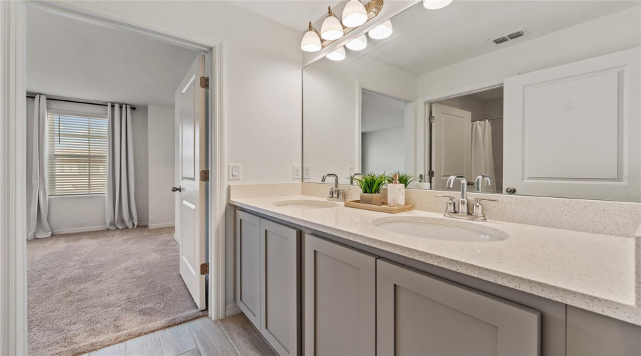 DAVENPORT, Florida 33896, 3 Bedrooms Bedrooms, ,2 BathroomsBathrooms,Residential,For Sale,SANIBEL,0,MFRS5152705