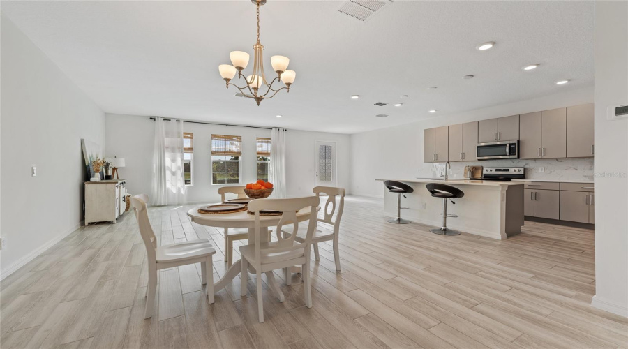 DAVENPORT, Florida 33896, 3 Bedrooms Bedrooms, ,2 BathroomsBathrooms,Residential,For Sale,SANIBEL,0,MFRS5152705
