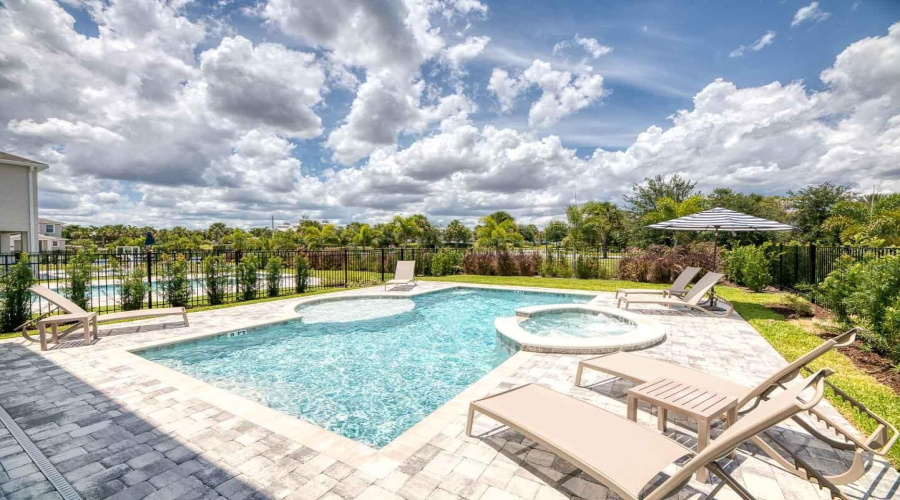 KISSIMMEE, Florida 34747, 6 Bedrooms Bedrooms, ,6 BathroomsBathrooms,Residential,For Sale,SOUTHFIELD,0,MFRS5152724