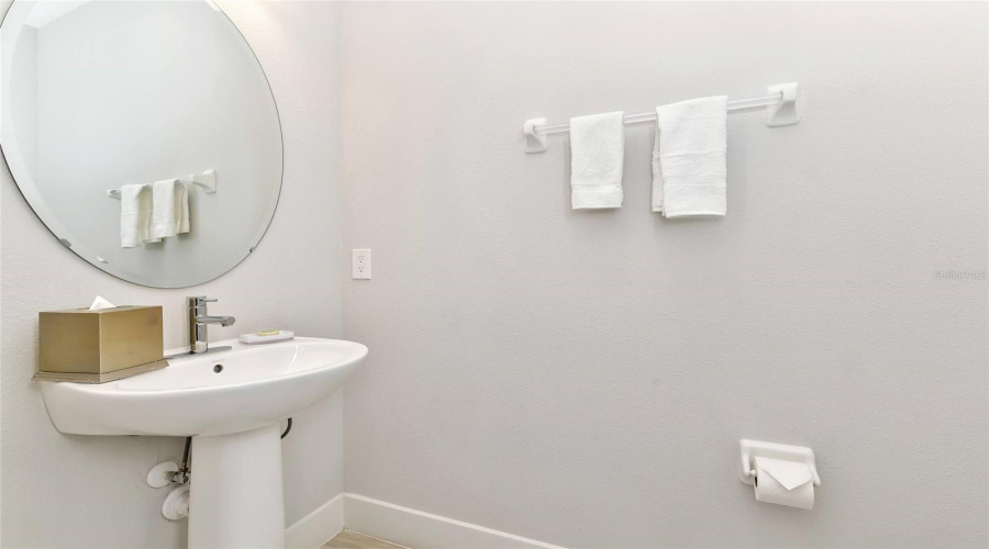 KISSIMMEE, Florida 34747, 6 Bedrooms Bedrooms, ,6 BathroomsBathrooms,Residential,For Sale,SOUTHFIELD,0,MFRO6419642