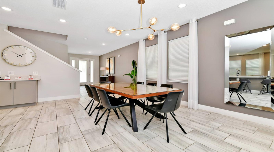 KISSIMMEE, Florida 34747, 6 Bedrooms Bedrooms, ,6 BathroomsBathrooms,Residential,For Sale,SOUTHFIELD,0,MFRO6419642