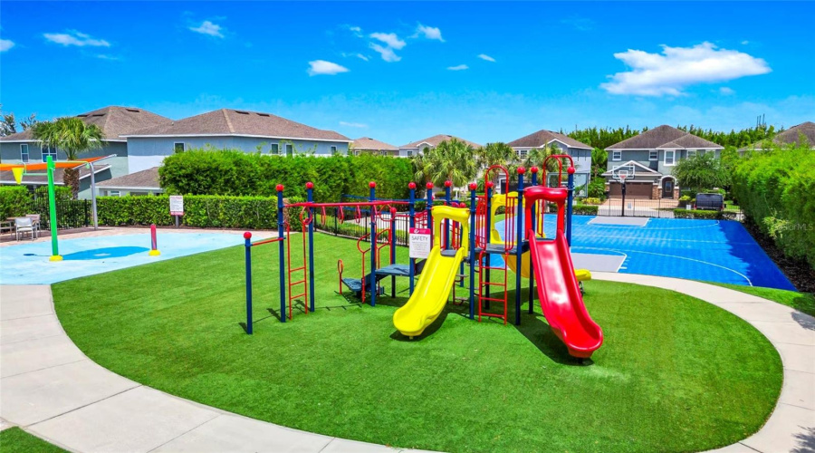 KISSIMMEE, Florida 34747, 6 Bedrooms Bedrooms, ,6 BathroomsBathrooms,Residential,For Sale,SOUTHFIELD,0,MFRO6419642