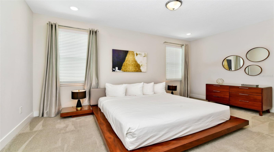 KISSIMMEE, Florida 34747, 6 Bedrooms Bedrooms, ,6 BathroomsBathrooms,Residential,For Sale,SOUTHFIELD,0,MFRO6419642
