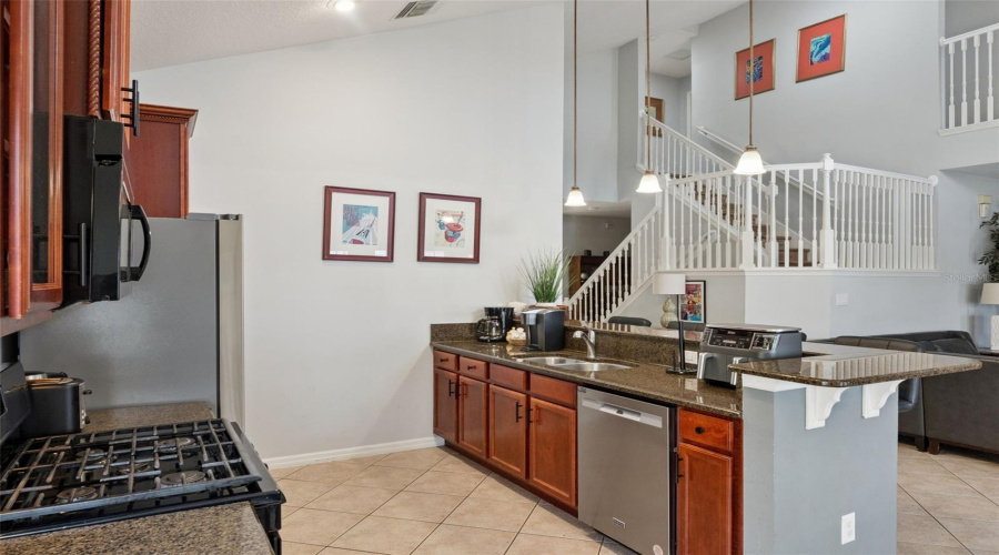 KISSIMMEE, Florida 34747, 6 Bedrooms Bedrooms, ,6 BathroomsBathrooms,Residential,For Sale,ACADIA ESTATES,0,MFRO6420745