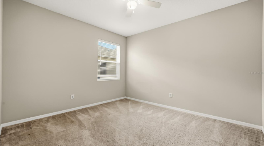 DAVENPORT, Florida 33837, 3 Bedrooms Bedrooms, ,2 BathroomsBathrooms,Residential,For Sale,LAKESHORE,0,MFRO6390226