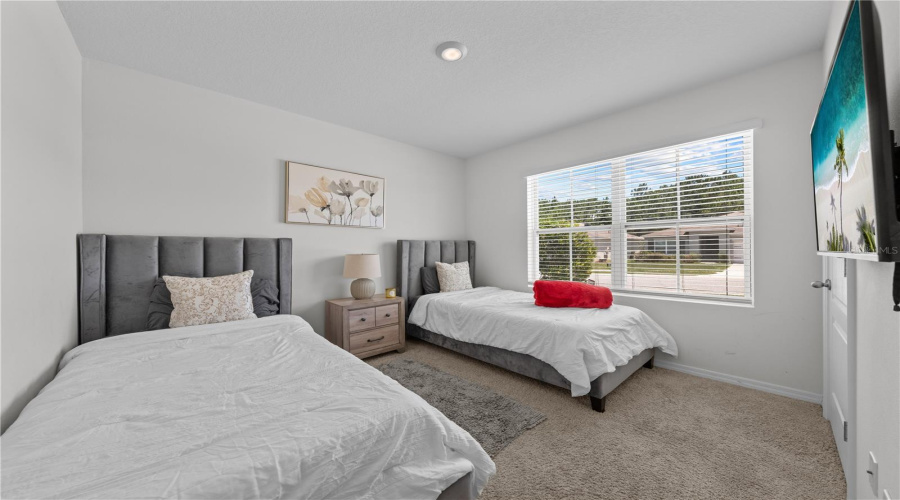 DAVENPORT, Florida 33897, 4 Bedrooms Bedrooms, ,2 BathroomsBathrooms,Residential,For Sale,IGUANA,0,MFRS5142490