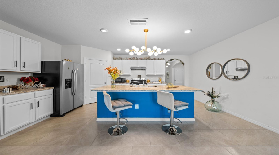 DAVENPORT, Florida 33897, 4 Bedrooms Bedrooms, ,2 BathroomsBathrooms,Residential,For Sale,IGUANA,0,MFRS5142490