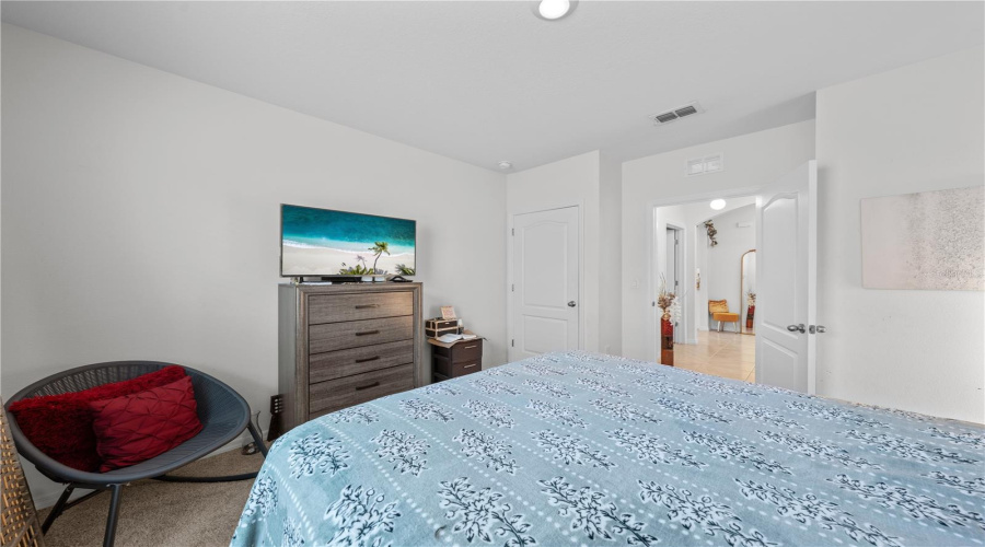 DAVENPORT, Florida 33897, 4 Bedrooms Bedrooms, ,2 BathroomsBathrooms,Residential,For Sale,IGUANA,0,MFRS5142490