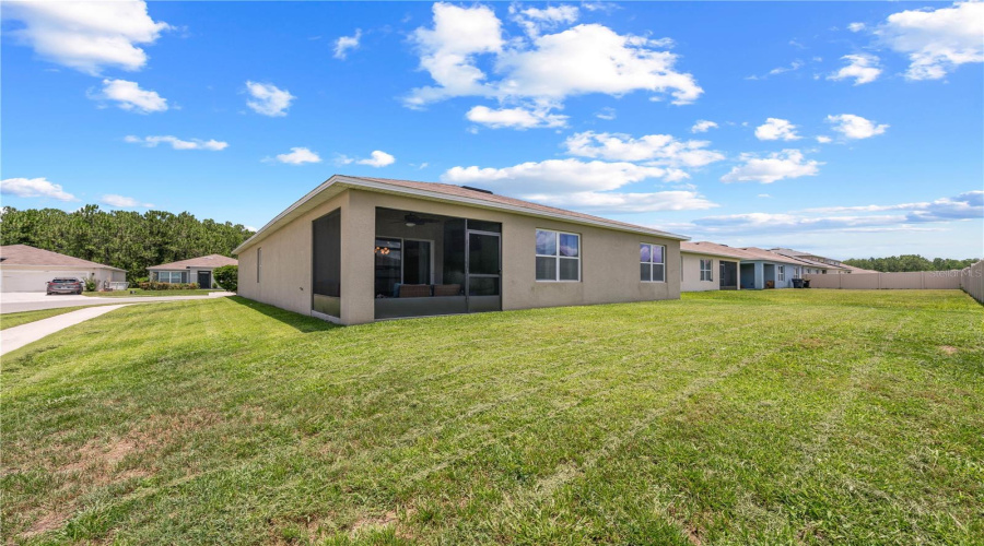 DAVENPORT, Florida 33897, 4 Bedrooms Bedrooms, ,2 BathroomsBathrooms,Residential,For Sale,IGUANA,0,MFRS5142490