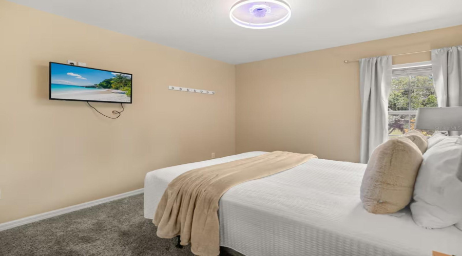 KISSIMMEE, Florida 34747, 3 Bedrooms Bedrooms, ,2 BathroomsBathrooms,Residential,For Sale,YELLOW LANTANA,0,MFRO6419385