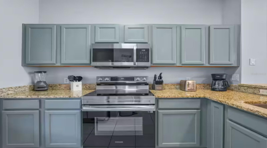 KISSIMMEE, Florida 34747, 3 Bedrooms Bedrooms, ,2 BathroomsBathrooms,Residential,For Sale,YELLOW LANTANA,0,MFRO6419385