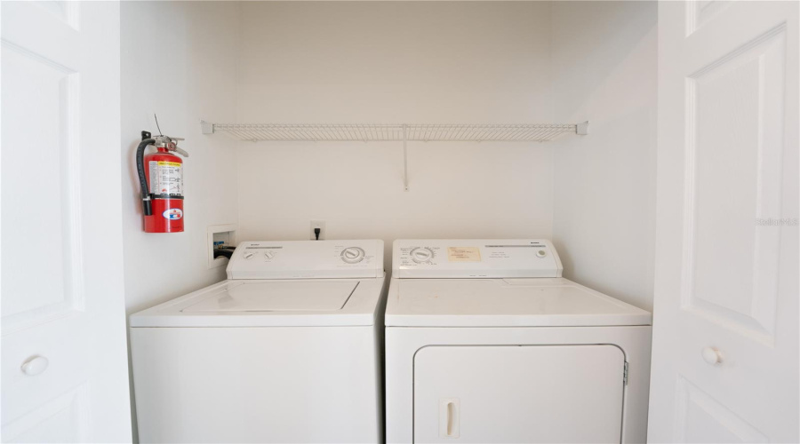 KISSIMMEE, Florida 34746, 3 Bedrooms Bedrooms, ,2 BathroomsBathrooms,Residential,For Sale,HEMINGWAY HOUSE,0,MFRO6421374
