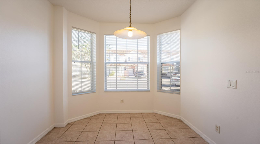 KISSIMMEE, Florida 34746, 3 Bedrooms Bedrooms, ,2 BathroomsBathrooms,Residential,For Sale,HEMINGWAY HOUSE,0,MFRO6421374