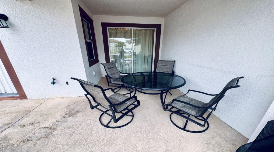 DAVENPORT, Florida 33896, 4 Bedrooms Bedrooms, ,3 BathroomsBathrooms,Residential,For Sale,SANDBAGGER,0,MFRS5152862