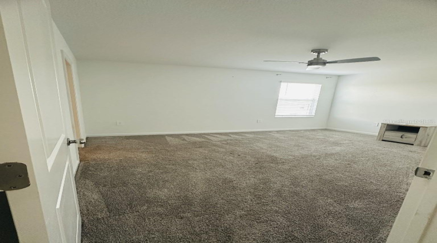 DAVENPORT, Florida 33837, 4 Bedrooms Bedrooms, ,2 BathroomsBathrooms,Residential,For Sale,BIG SUR,0,MFRTB8523787