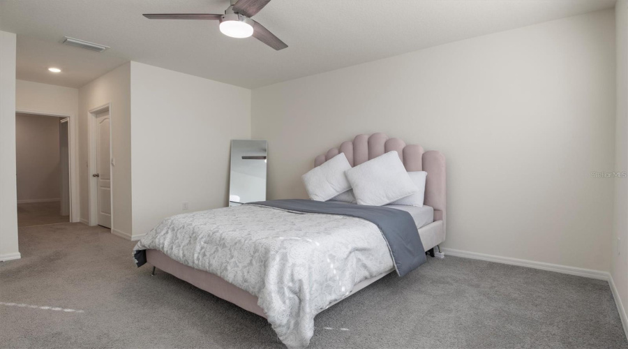DAVENPORT, Florida 33837, 3 Bedrooms Bedrooms, ,2 BathroomsBathrooms,Residential,For Sale,DOE RUN,0,MFRP4939204