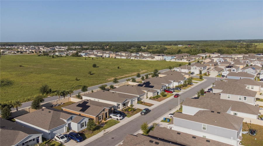 DAVENPORT, Florida 33837, 3 Bedrooms Bedrooms, ,2 BathroomsBathrooms,Residential,For Sale,BURNEY FALLS,0,MFRO6421708