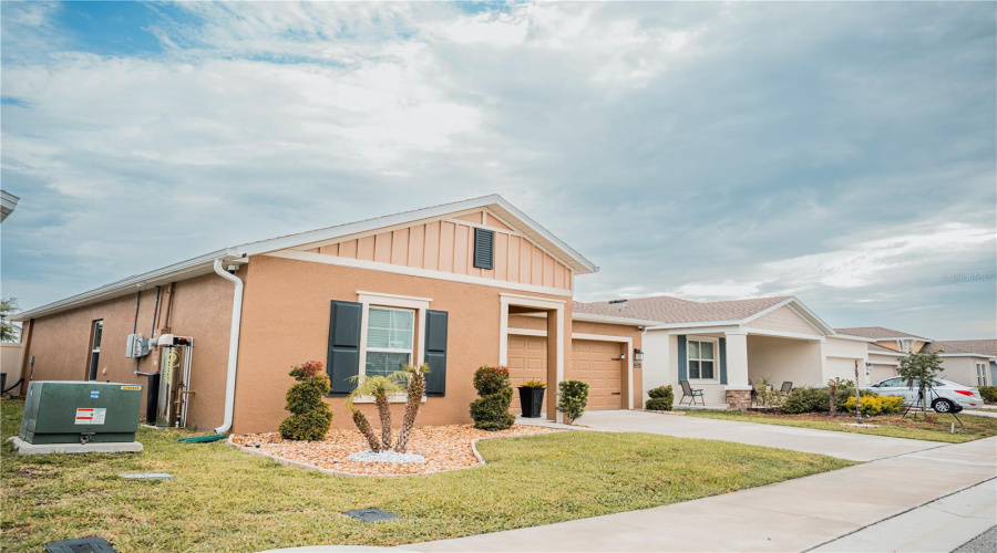 DAVENPORT, Florida 33837, 3 Bedrooms Bedrooms, ,2 BathroomsBathrooms,Residential,For Sale,BURNEY FALLS,0,MFRO6421708