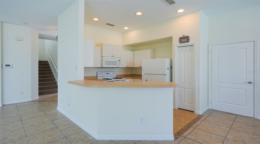 DAVENPORT, Florida 33897, 5 Bedrooms Bedrooms, ,3 BathroomsBathrooms,Residential,For Sale,BRUNELLO,0,MFRO6420583