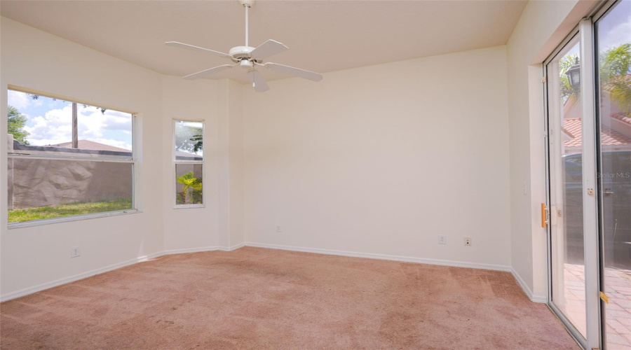 DAVENPORT, Florida 33897, 5 Bedrooms Bedrooms, ,3 BathroomsBathrooms,Residential,For Sale,BRUNELLO,0,MFRO6420583