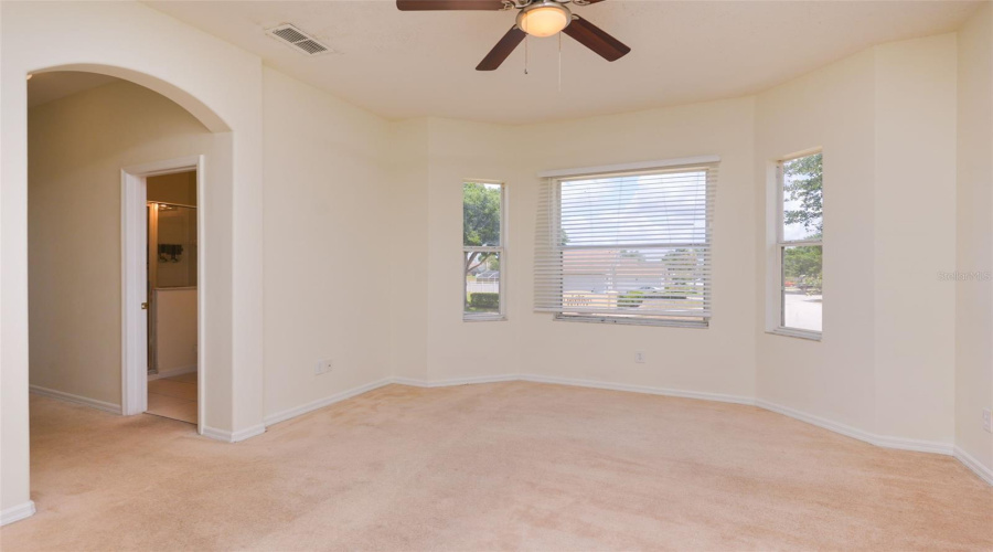 DAVENPORT, Florida 33897, 5 Bedrooms Bedrooms, ,3 BathroomsBathrooms,Residential,For Sale,BRUNELLO,0,MFRO6420583