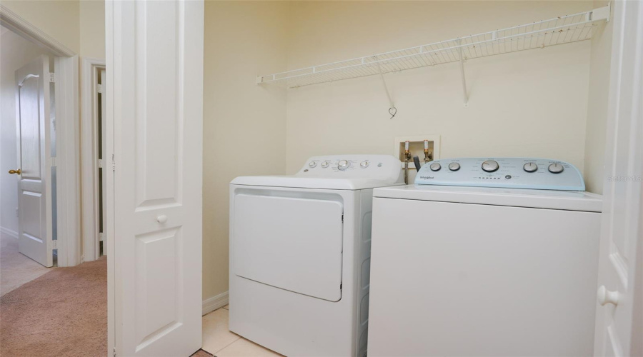 DAVENPORT, Florida 33897, 5 Bedrooms Bedrooms, ,3 BathroomsBathrooms,Residential,For Sale,BRUNELLO,0,MFRO6420583