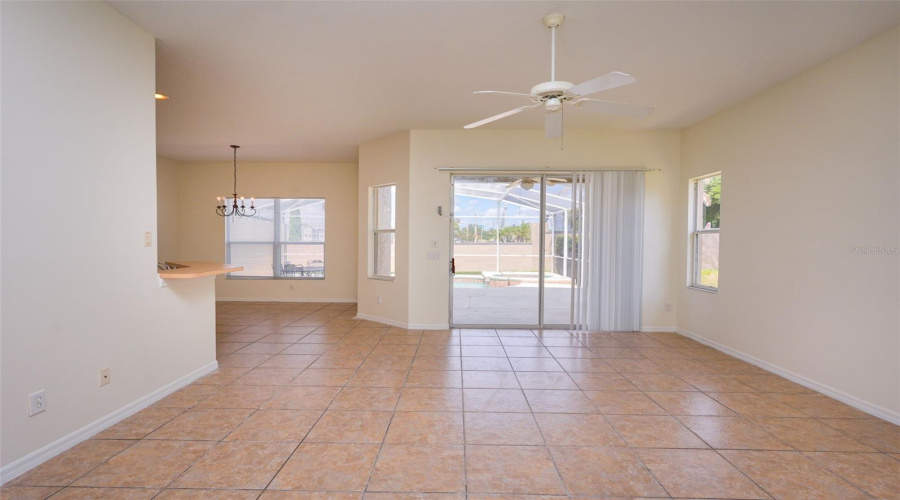DAVENPORT, Florida 33897, 5 Bedrooms Bedrooms, ,3 BathroomsBathrooms,Residential,For Sale,BRUNELLO,0,MFRO6420583