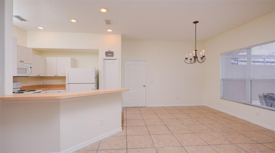 DAVENPORT, Florida 33897, 5 Bedrooms Bedrooms, ,3 BathroomsBathrooms,Residential,For Sale,BRUNELLO,0,MFRO6420583