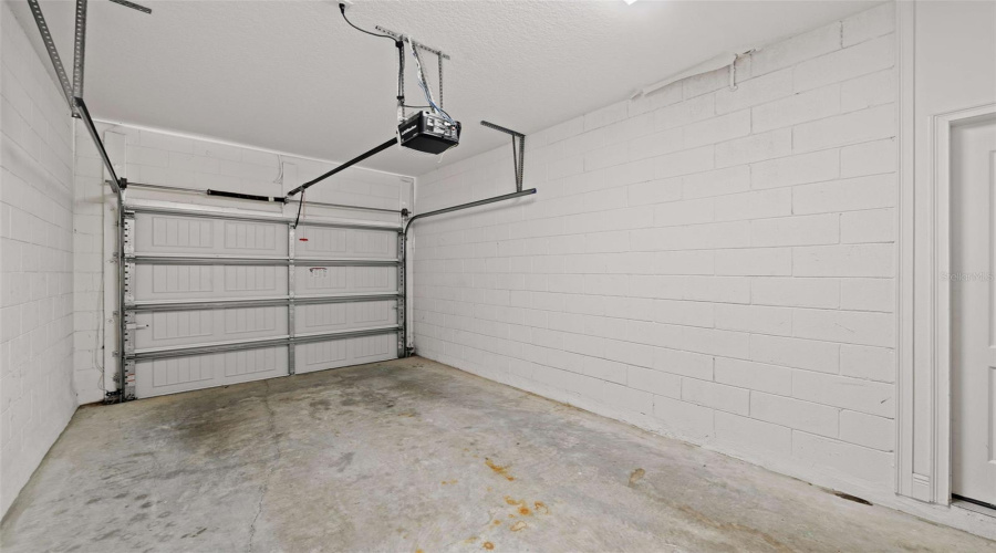 DAVENPORT, Florida 33896, 3 Bedrooms Bedrooms, ,2 BathroomsBathrooms,Residential,For Sale,BROOKSVILLE,0,MFRO6420145