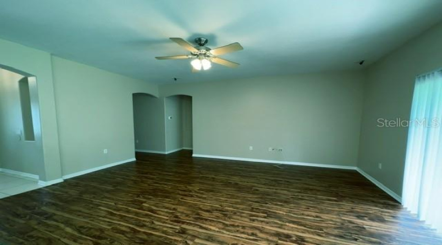 KISSIMMEE, Florida 34746, 3 Bedrooms Bedrooms, ,2 BathroomsBathrooms,Residential,For Sale,WINDING,0,MFRS5152605