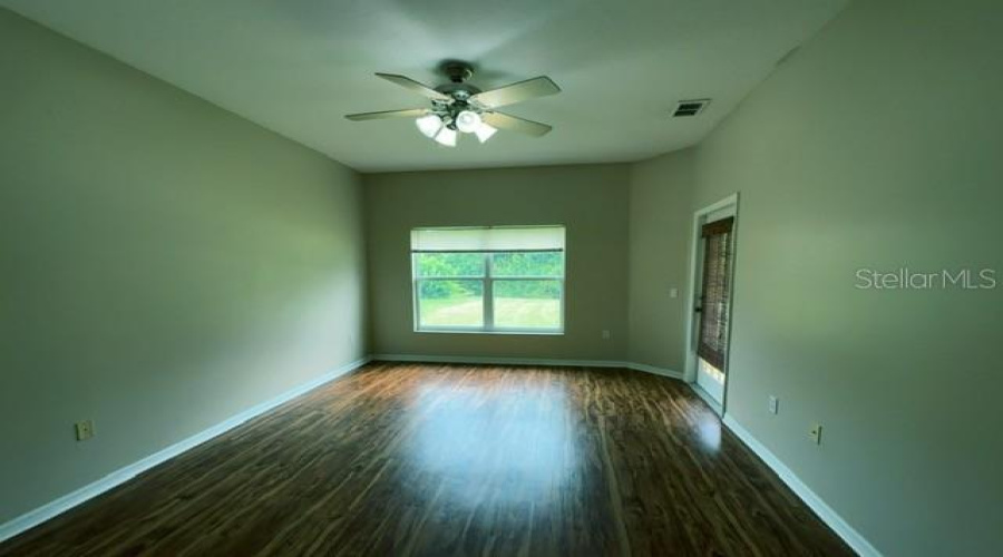 KISSIMMEE, Florida 34746, 3 Bedrooms Bedrooms, ,2 BathroomsBathrooms,Residential,For Sale,WINDING,0,MFRS5152605