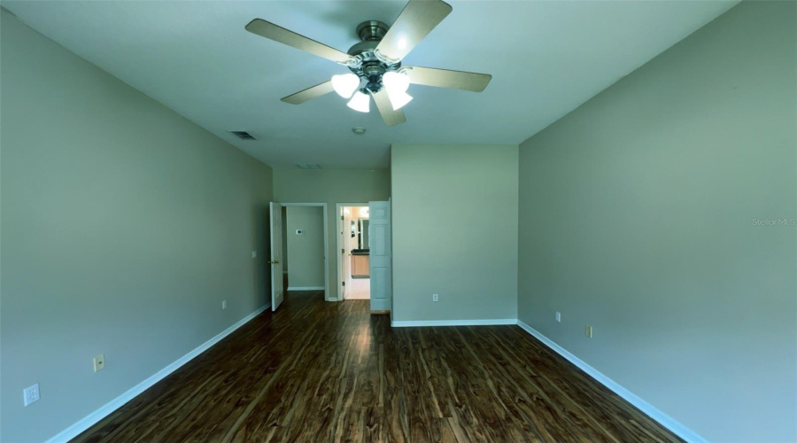 KISSIMMEE, Florida 34746, 3 Bedrooms Bedrooms, ,2 BathroomsBathrooms,Residential,For Sale,WINDING,0,MFRS5152605