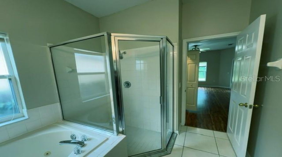 KISSIMMEE, Florida 34746, 3 Bedrooms Bedrooms, ,2 BathroomsBathrooms,Residential,For Sale,WINDING,0,MFRS5152605