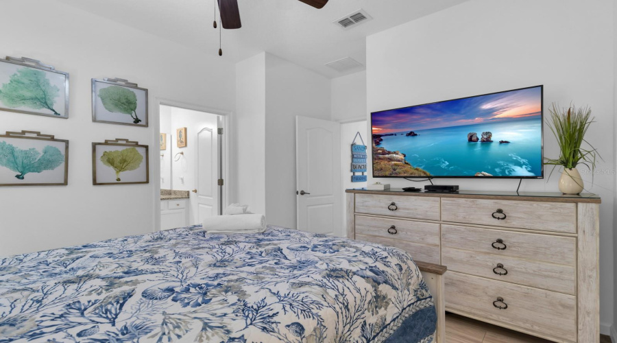 DAVENPORT, Florida 33837, 10 Bedrooms Bedrooms, ,8 BathroomsBathrooms,Residential,For Sale,OAKBOURNE,0,MFRS5152760