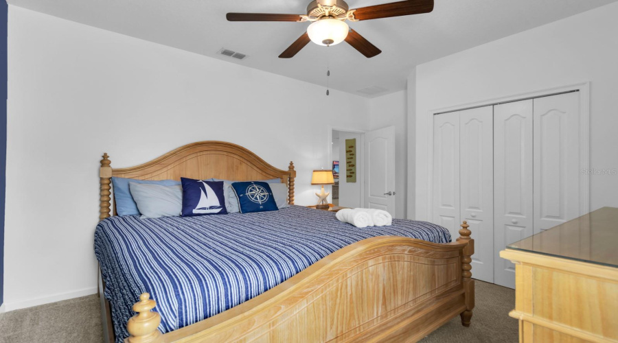 DAVENPORT, Florida 33837, 10 Bedrooms Bedrooms, ,8 BathroomsBathrooms,Residential,For Sale,OAKBOURNE,0,MFRS5152760