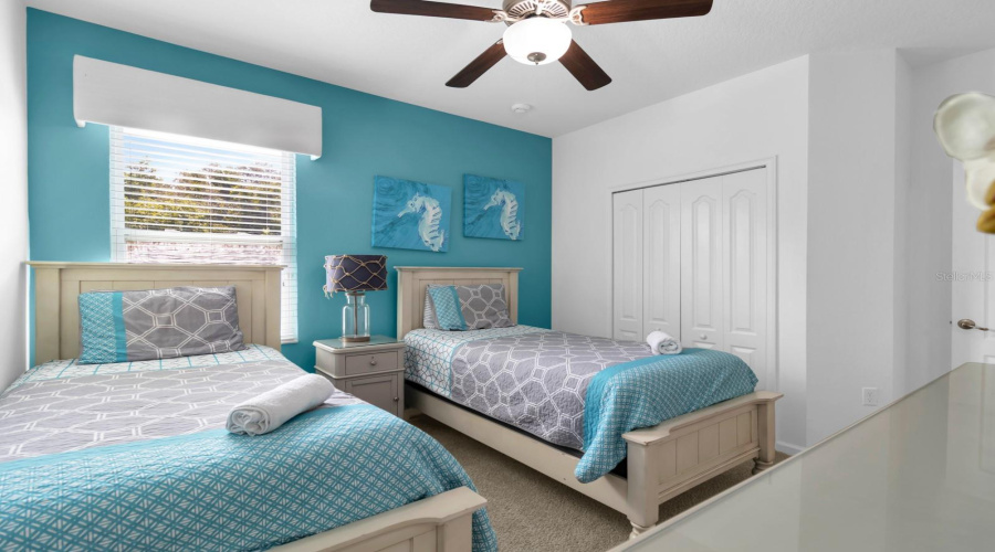 DAVENPORT, Florida 33837, 10 Bedrooms Bedrooms, ,8 BathroomsBathrooms,Residential,For Sale,OAKBOURNE,0,MFRS5152760