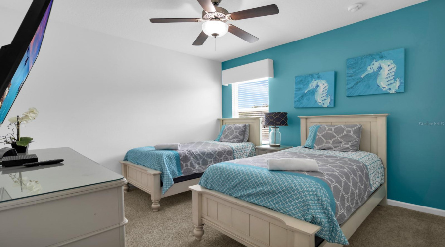 DAVENPORT, Florida 33837, 10 Bedrooms Bedrooms, ,8 BathroomsBathrooms,Residential,For Sale,OAKBOURNE,0,MFRS5152760
