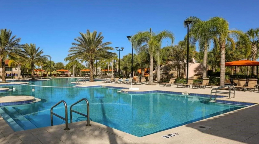 DAVENPORT, Florida 33837, 10 Bedrooms Bedrooms, ,8 BathroomsBathrooms,Residential,For Sale,OAKBOURNE,0,MFRS5152760