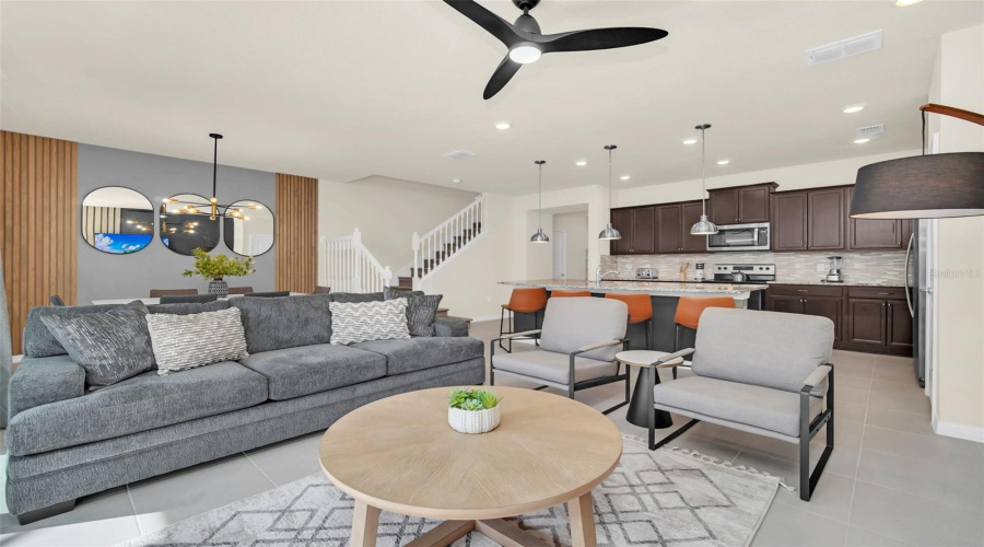 DAVENPORT, Florida 33897, 5 Bedrooms Bedrooms, ,4 BathroomsBathrooms,Residential,For Sale,LANA,0,MFRO6421670