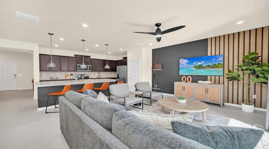 DAVENPORT, Florida 33897, 5 Bedrooms Bedrooms, ,4 BathroomsBathrooms,Residential,For Sale,LANA,0,MFRO6421670