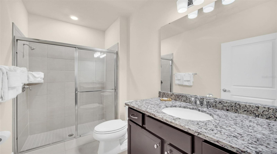 DAVENPORT, Florida 33897, 5 Bedrooms Bedrooms, ,4 BathroomsBathrooms,Residential,For Sale,LANA,0,MFRO6421670