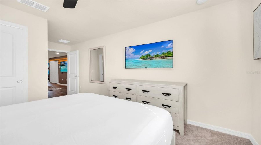 DAVENPORT, Florida 33897, 5 Bedrooms Bedrooms, ,4 BathroomsBathrooms,Residential,For Sale,LANA,0,MFRO6421670