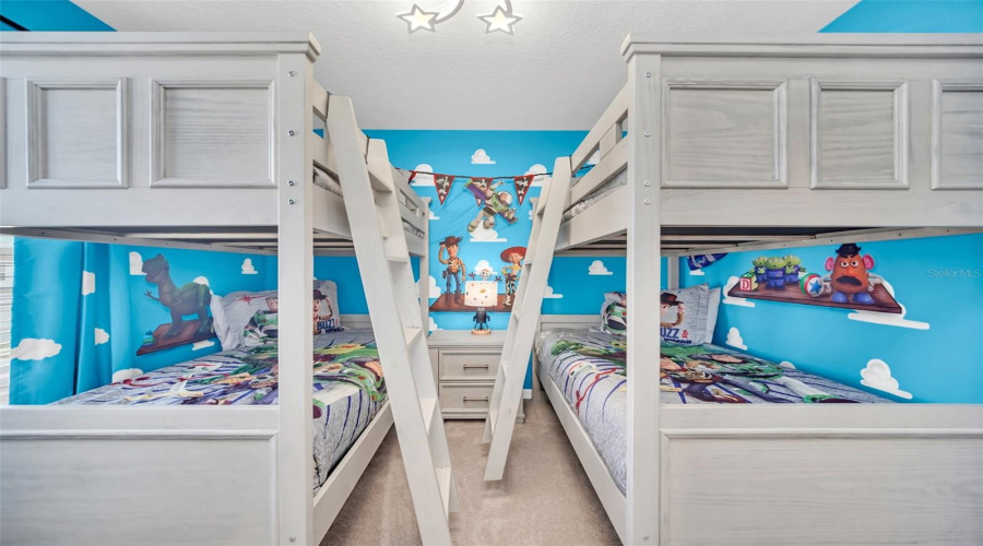 DAVENPORT, Florida 33897, 5 Bedrooms Bedrooms, ,4 BathroomsBathrooms,Residential,For Sale,LANA,0,MFRO6421670